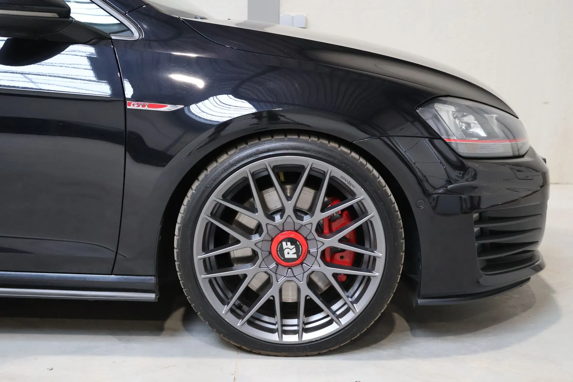 Foto van Volkswagen Golf 7 R